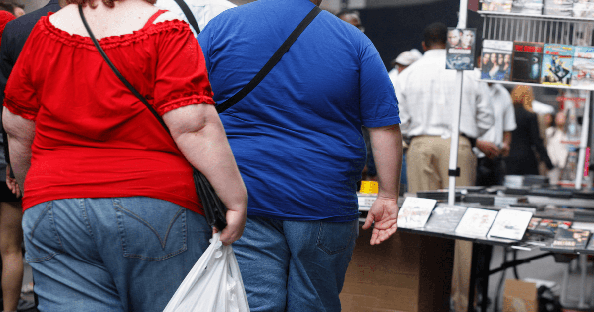 Страдающие лишним весом. Полные люди фото. Ожирение.
