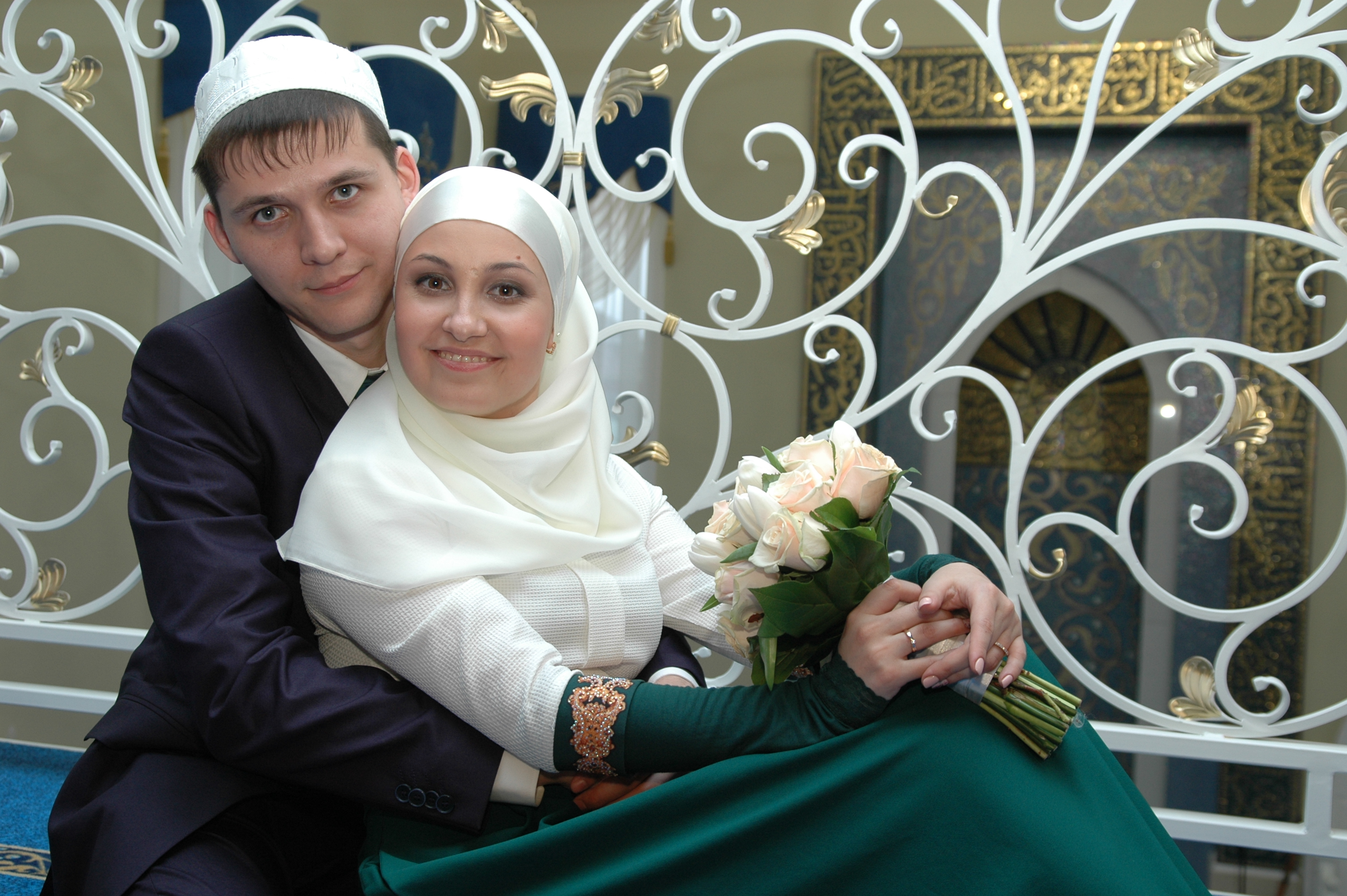 Никах познакомиться. Татарская невеста никаха. Платье на никах. Мусульманские платья на никах. Традиционная мусульманская свадьба.