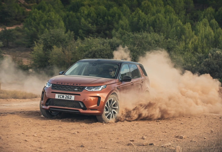 Шесть удивительных фактов об автомобилях Land Rover