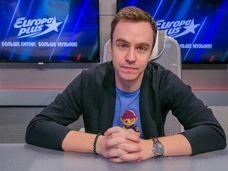 «Идите в жопу»: stand-up комик Иван Абрамов нахамил сотрудникам банка