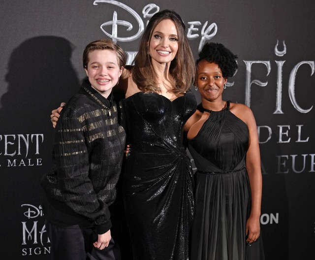 Анджелина Джоли с дочерьми
