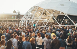 Пора на крышу: программа петербургского Roof Fest