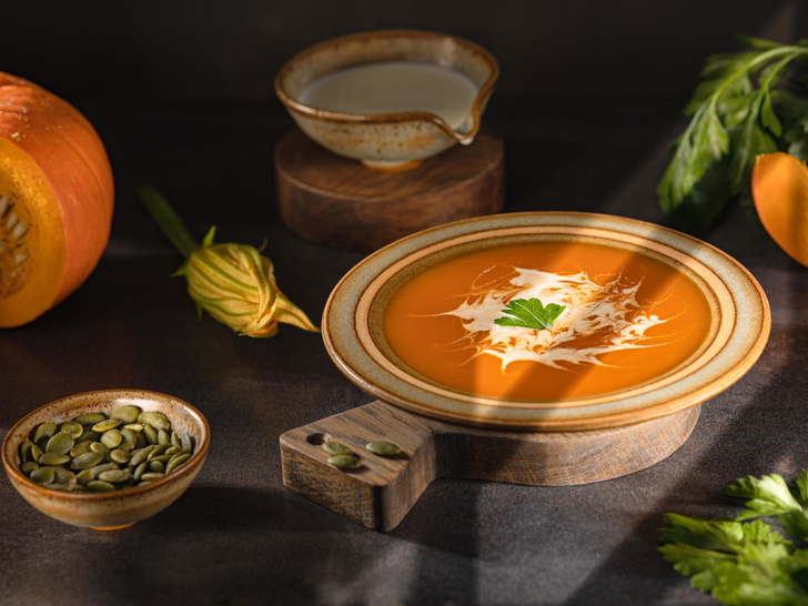 Фото №5 - Тыквенный суп: простой и вкусный рецепт для тех, кто хочет согреться
