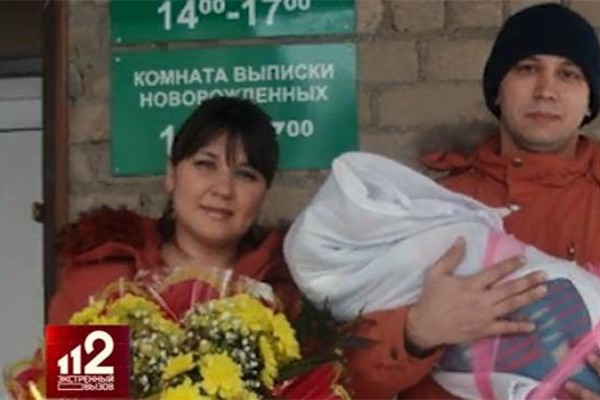 Луиза Хайруллина сбежала с мужем и детьми | Источник: Кадр из программы «Экстренный вызов 112»