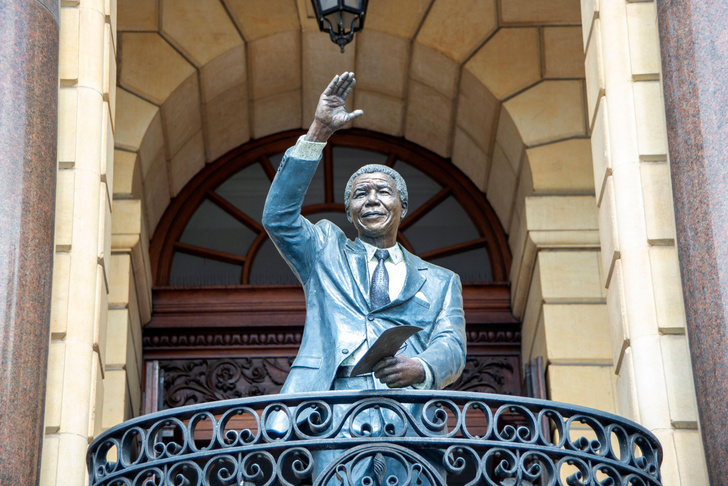 Гид путешественника во времени: как провести время в Кейптауне в день освобождения Нельсона Манделы