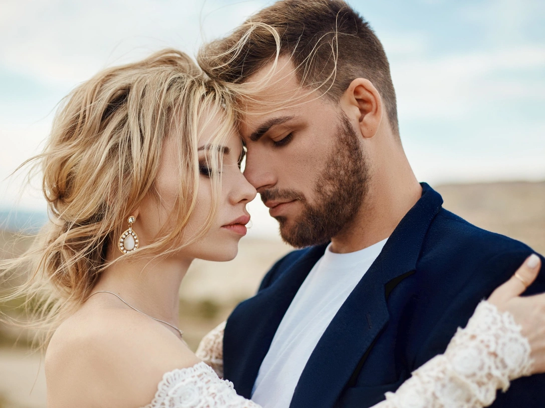 Любят до потери пульса: 6 пар знаков Зодиака, которые понимают друг друга без слов | marieclaire.ru