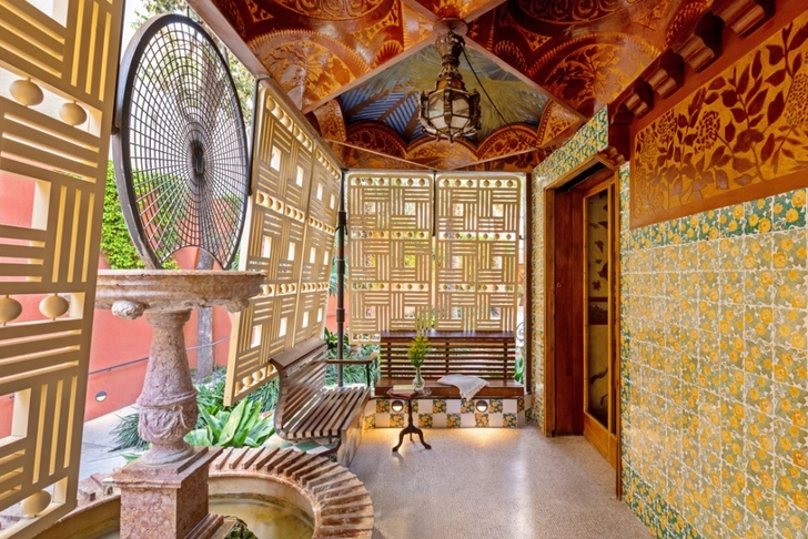 Casa Vicens Антонио Гауди в Барселоне сдается через Airbnb