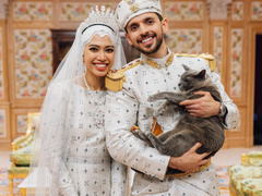 Дочь султана Брунея вышла замуж в короне своей мачехи