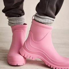 10 пар самой уютной и модной обуви для прогулок в промозглую погоду