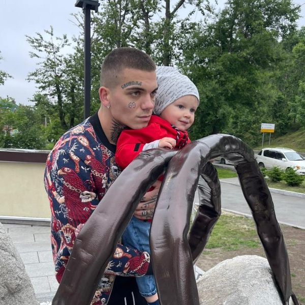 Беременная Алена Рапунцель сбежала во Владивосток без мужа