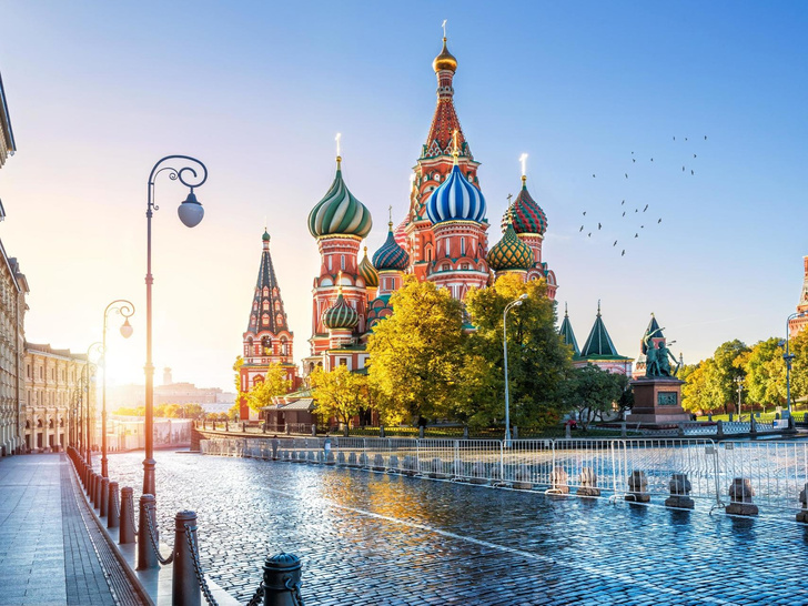 10 лучших пешеходных маршрутов по Москве