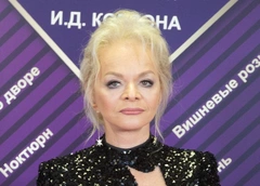 Лариса Долина о младшей дочери Александра Абдулова: «Женька выросла, очень красивая, в папу»