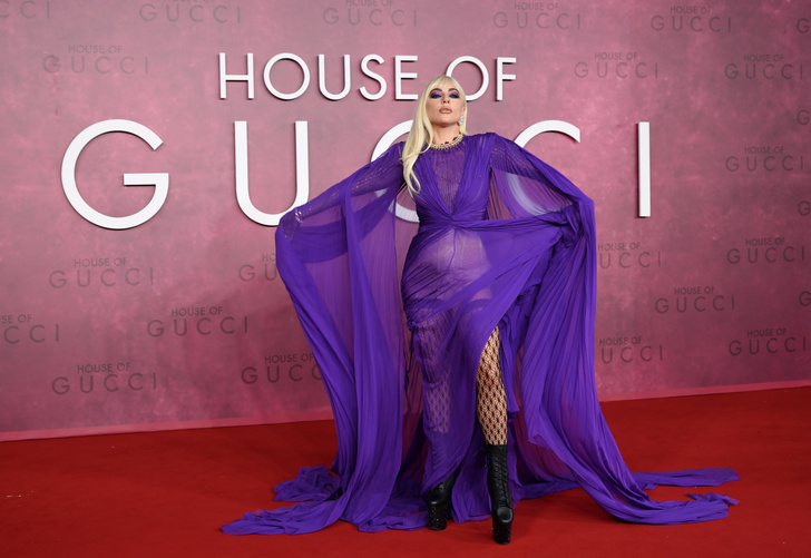 Леди Гага в шифоне, Сальма Хайек в золоте: звезды на премьере «Дома Gucci»