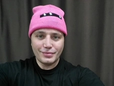 Рустам Солнцев мужу Шурыгиной: «В курсе, что жена восстанавливает девственность?»