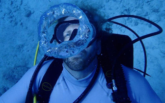 100 дней под водой: 55-летний британец собирается побить мировой рекорд и стать сверхчеловеком