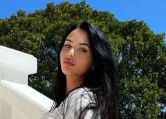 Анастасия Решетова подтрунивает над Тимати, а Алена Косторная опять сломала руку. Соцсети звезд