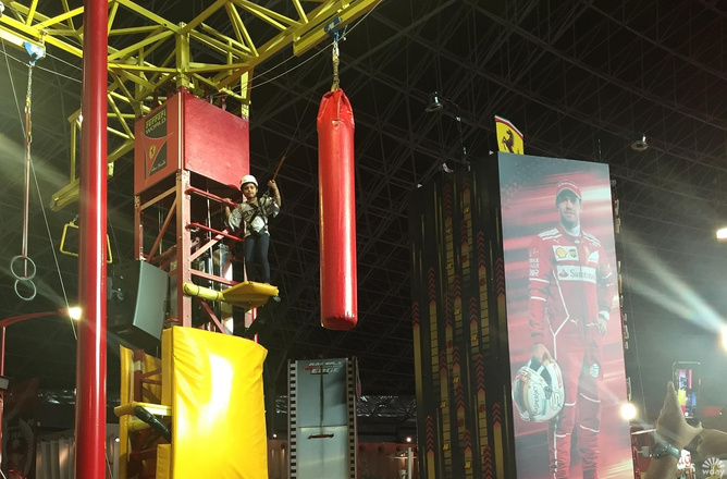 Парк Ferrari World Abu Dhabi