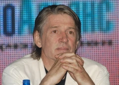 Курение, язва и страх располнеть: почему Александр Абдулов проиграл борьбу с раком