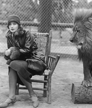 История одной фотографии: молодая Грета Гарбо и лев MGM, 1926 год