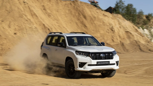 Toyota добавила красоты и мощности Land Cruiser Prado