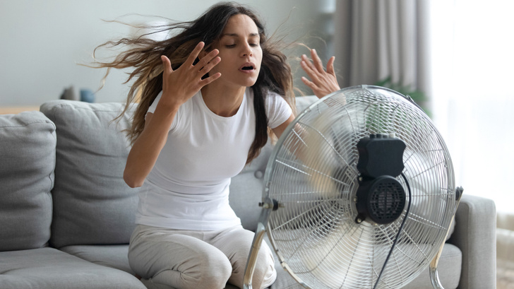 Как правильно переживать жару: 8 лайфхаков от врача