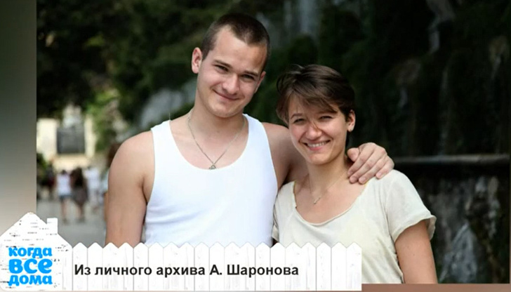 «Сравнивали с мамой»: дети Андрея Шаронова не сразу приняли Дарью Повереннову в свою семью