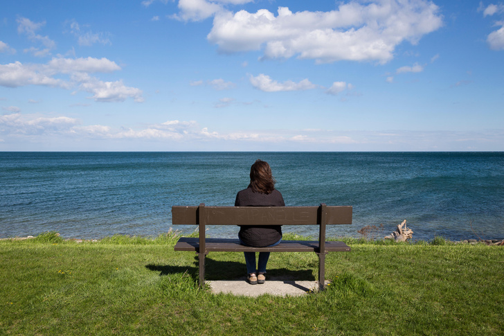 Одиночество — мука: 6 научных доводов, почему разрывать контакты с людьми опасно для жизни