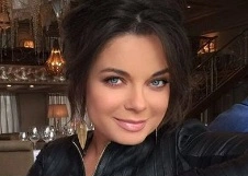 Наташа Королева показала настоящее лицо