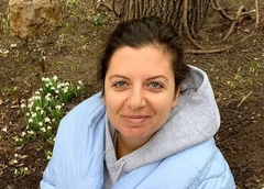 Маргарита Симоньян: «Старение – это когда видишь фото Бритни Спирс, которая на два года моложе тебя»