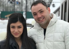 Возлюбленная Александра Гобозова обвинила его в алкоголизме