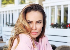 Айза Анохина: «Во время чеченской войны нас с мамой ставили к стенке»