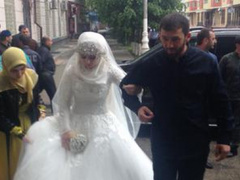 Все-таки свадьба! 46-летний начальник РОВД женился на 17-летней школьнице