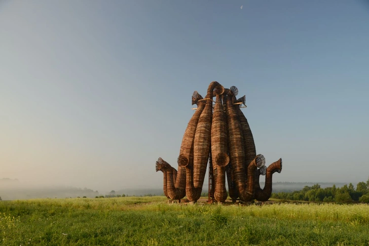 Николай Полисский. «Бобур», 2013. Металлический каркас. Березовая лоза. | Источник: архивы пресс-служб