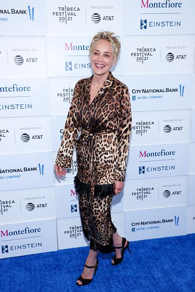 Шэрон Стоун в леопардовой пижаме на кинофестивале в Нью-Йорке