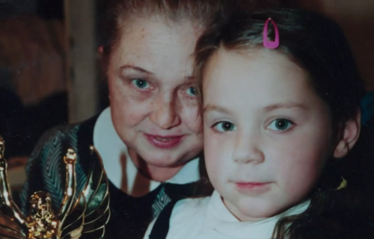 Наталья Суркова родила в 57 лет в молодости дочь биография