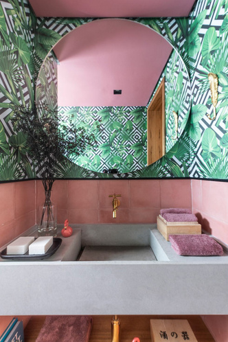 Тренды 2023: розовый цвет в ванной комнате — как использовать и с чем сочетать