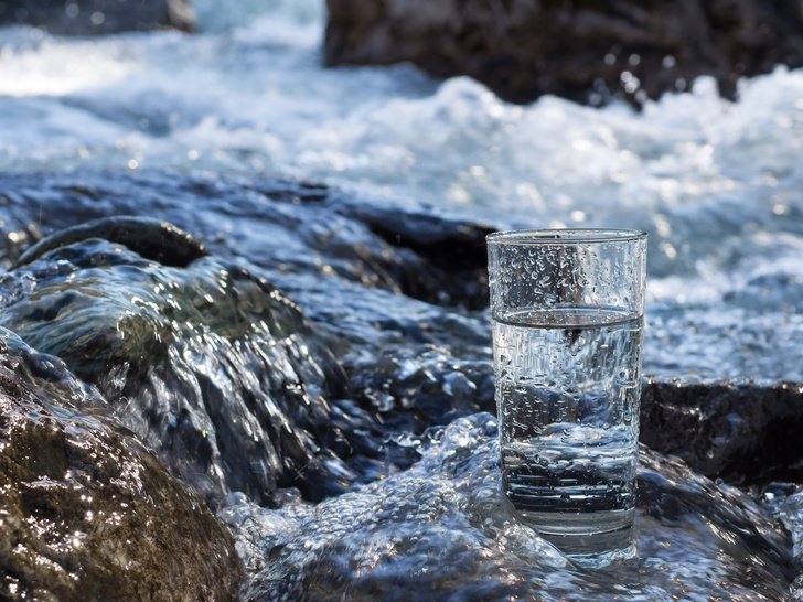 Гид по воде для питья: водопроводная, столовая, дистиллированная, лечебная и странная