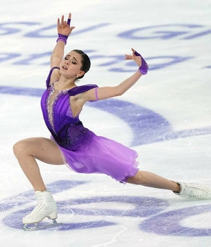 Камила Валиева выступила на личных соревнованиях на Олимпиаде (видео прилагается)