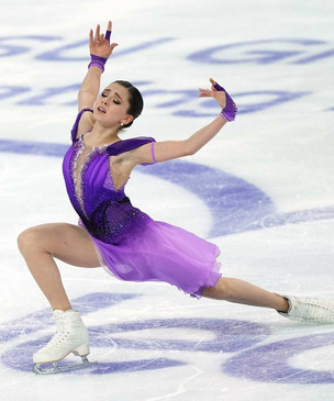 Камила Валиева выступила на личных соревнованиях на Олимпиаде (видео прилагается)
