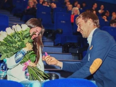 Олимпийский чемпион Антон Шипулин сделал предложение своей девушке