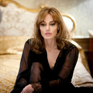 В Сеть просочилось душераздирающее письмо Анджелины Джоли бывшему мужу Брэду Питту
