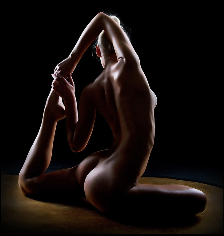 Голая йога больше привлекает мужчин, чем женщин - beton-krasnodaru.ru