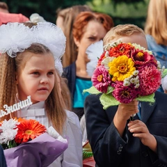 Что подарить учителю на 1 сентября: 12 гениальных идей до полутора тысяч рублей