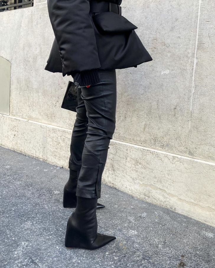 Да, зима — это черный. И даже модная парижанка Амина Муадди это признает