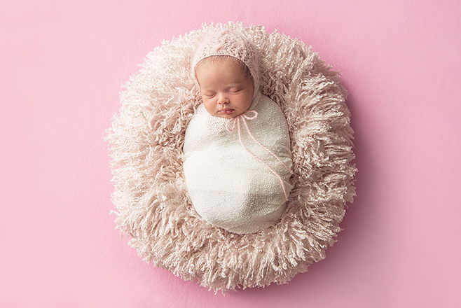 3 причины провести фотосессию новорожденного дома