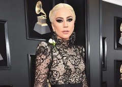 Леди Гага и Бейонсе произвели фурор на премии «Грэмми»