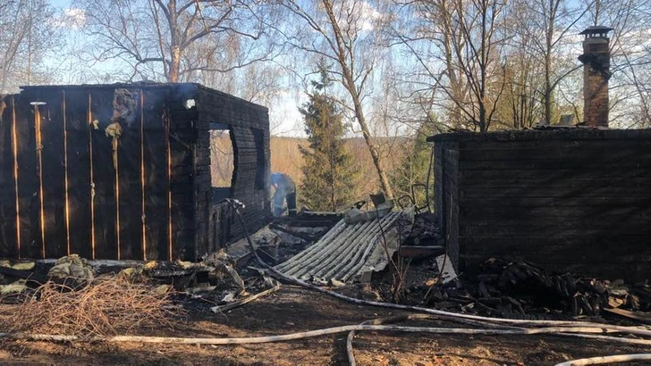 Поджог или пожар? Дача Анны Политковской сгорела дотла