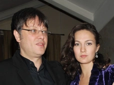 Валерий Тодоровский вышел на связь после смерти жены Евгении Брик