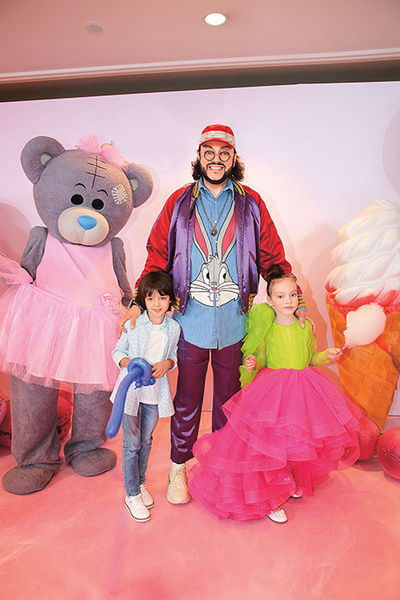 Филипп Киркоров с детьми, фото