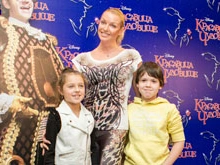Звезды на премьере мюзикла «Красавица и Чудовище»